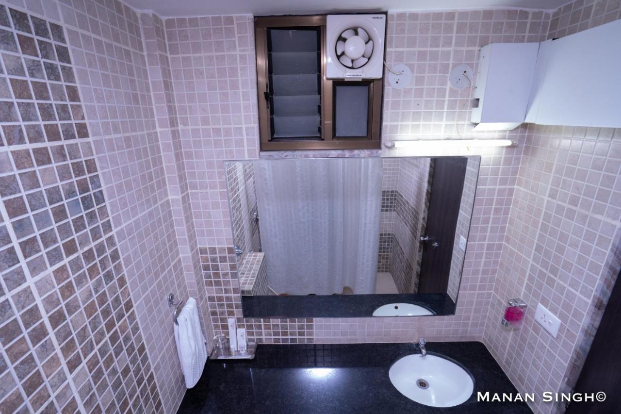 Hotel Samrat Джабалпур Екстериор снимка